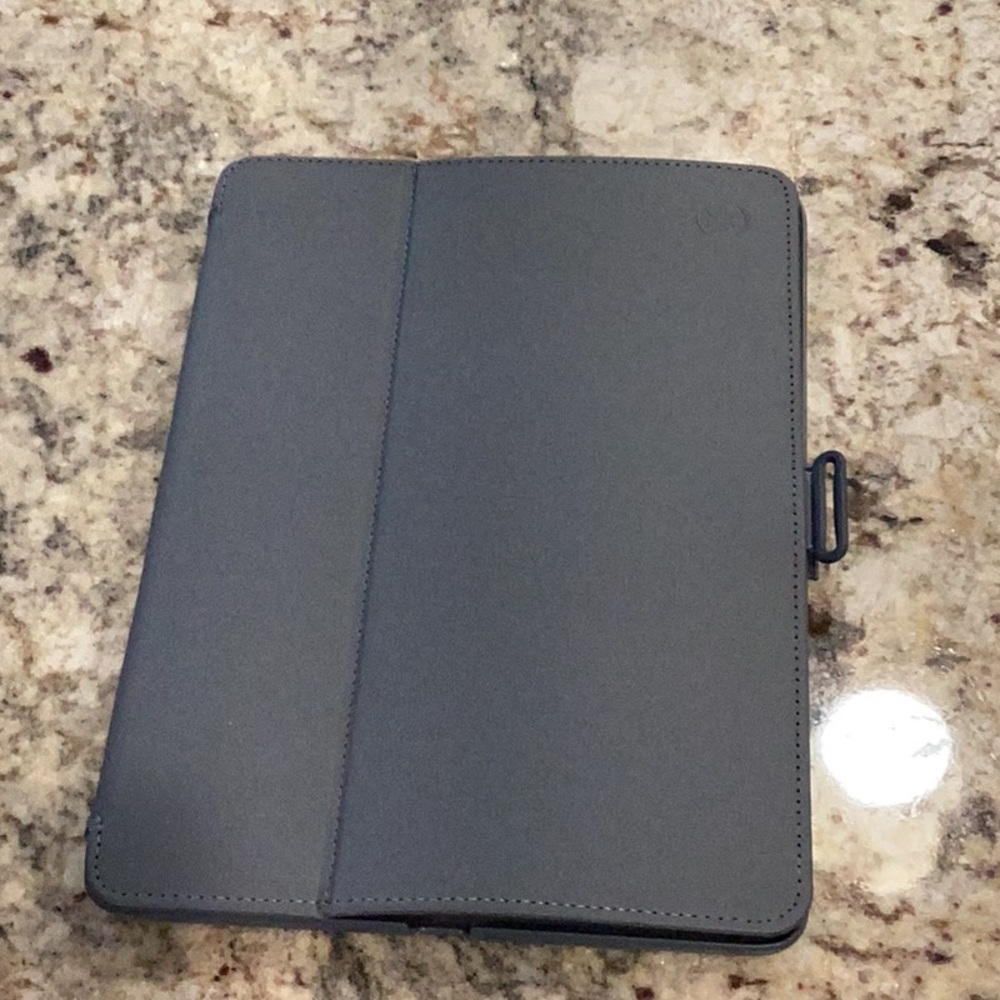 IPAD COVER
